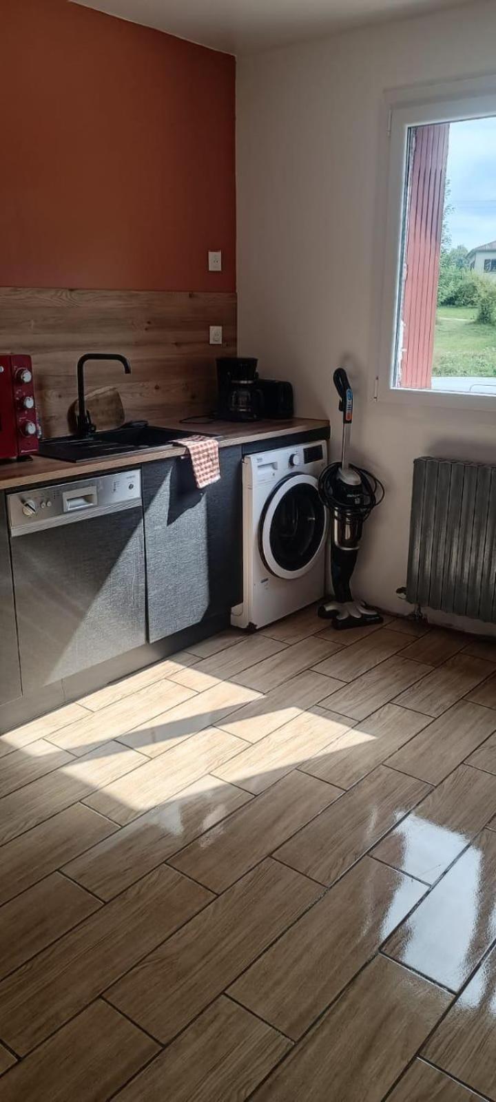 Appartement La Marmotte Compreignac Eksteriør bilde